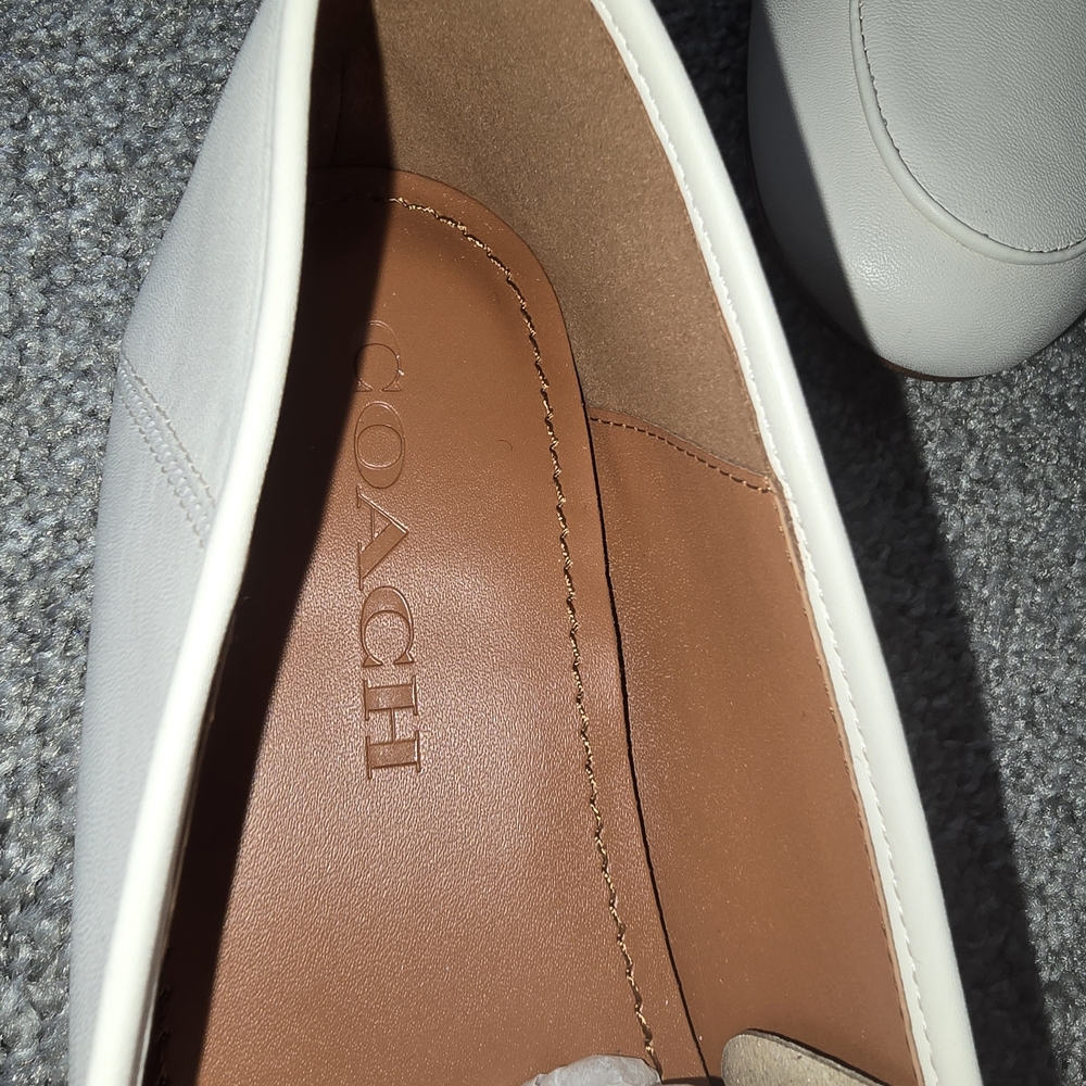 Brand NEW!! Coach Haley LTR Loafer Chalk Leather Slip-On - Picture 5 of 9